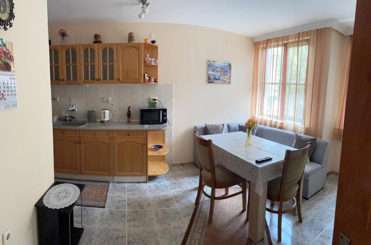 Mariana Guest House Къща За Гости Марияна Pomorie Kültér fotó