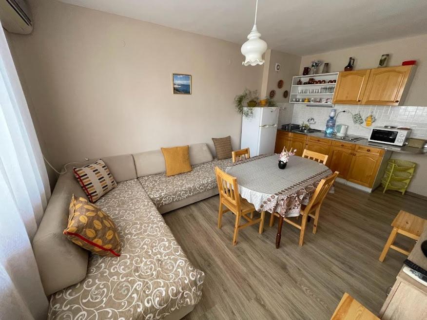 Mariana Guest House Къща За Гости Марияна Pomorie Kültér fotó